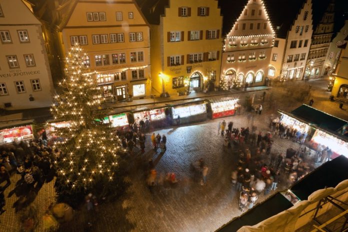 Rothenburg ob der Tauber- mercato Natale Rothenburg ob der Tauber- mercato Natale